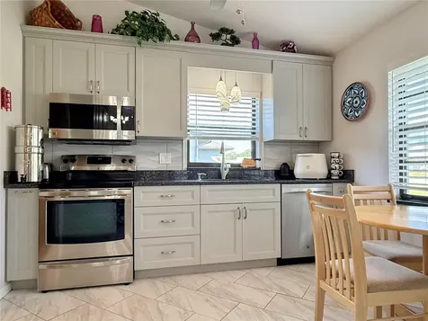 1742 W Orangewood Place Avon Park FL 33825