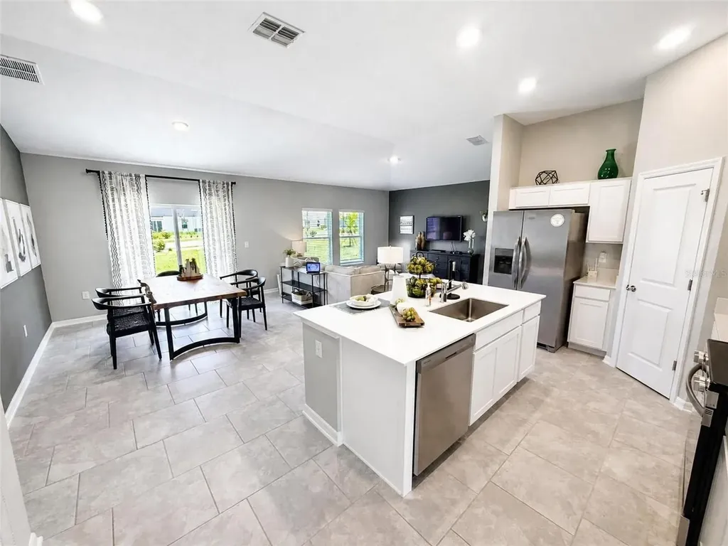 1104 Tyler Loop Winter Haven FL 33884
