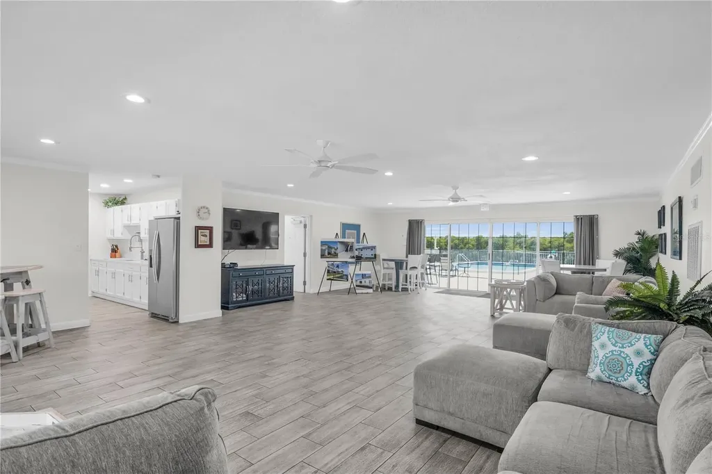 8820 Bay Pointe Drive Tampa FL 33615