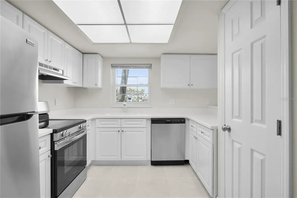8820 Bay Pointe Drive Tampa FL 33615