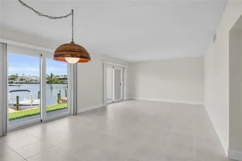 8820 Bay Pointe Drive Tampa FL 33615