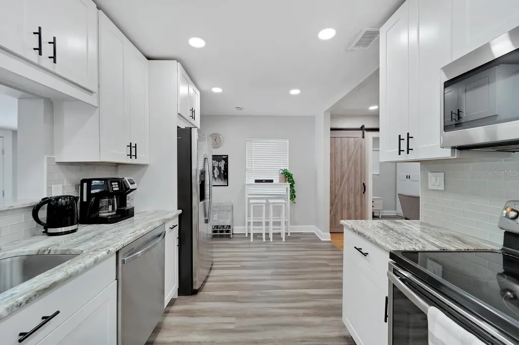 2219 16th Street N St Petersburg FL 33704