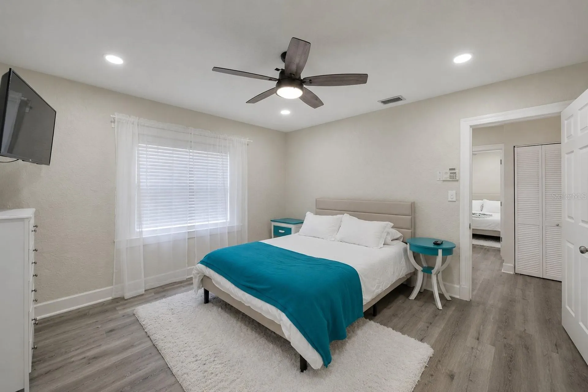 2219 16th Street N St Petersburg FL 33704