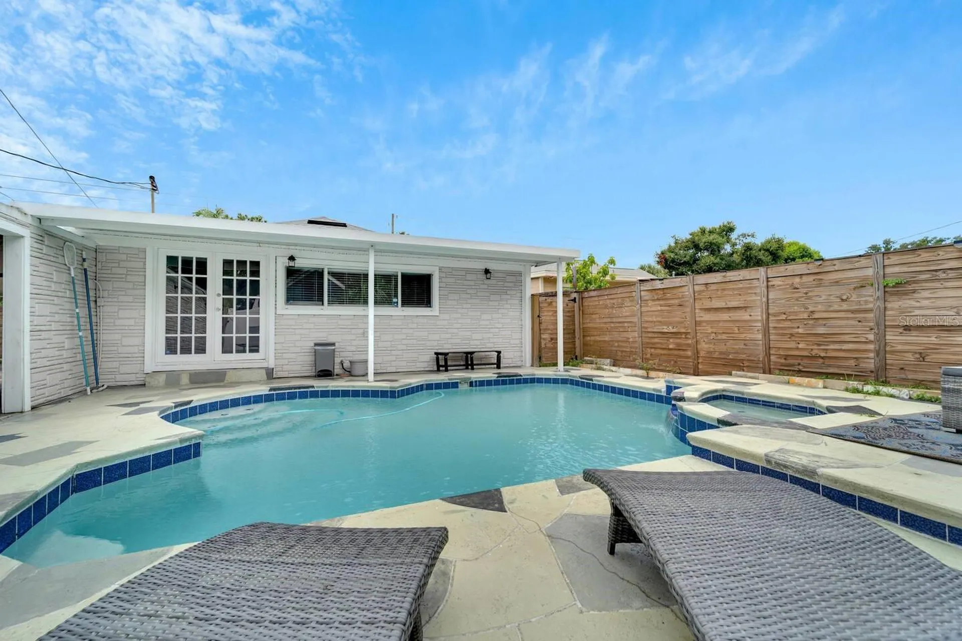2219 16th Street N St Petersburg FL 33704
