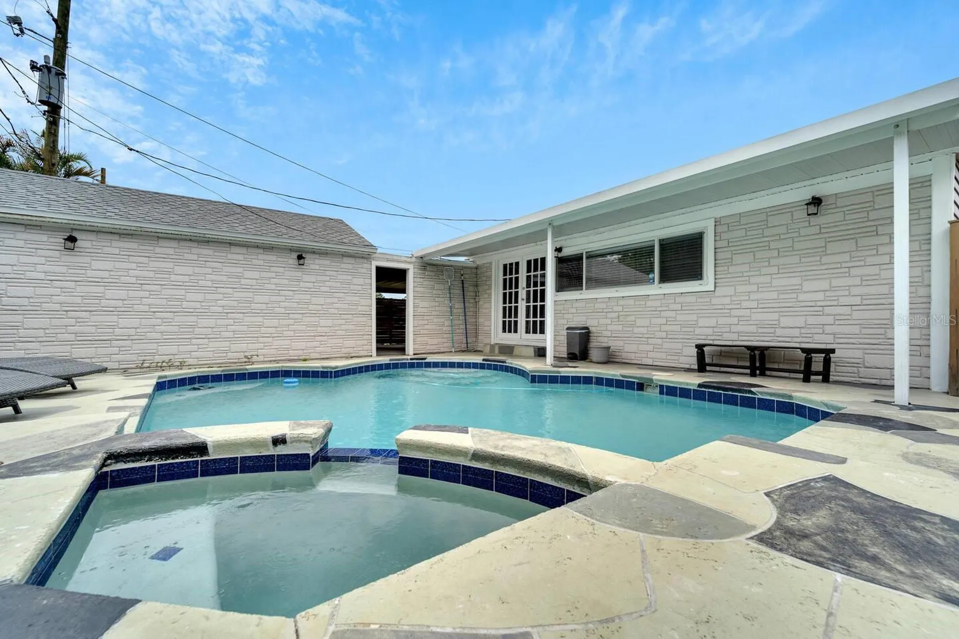 2219 16th Street N St Petersburg FL 33704