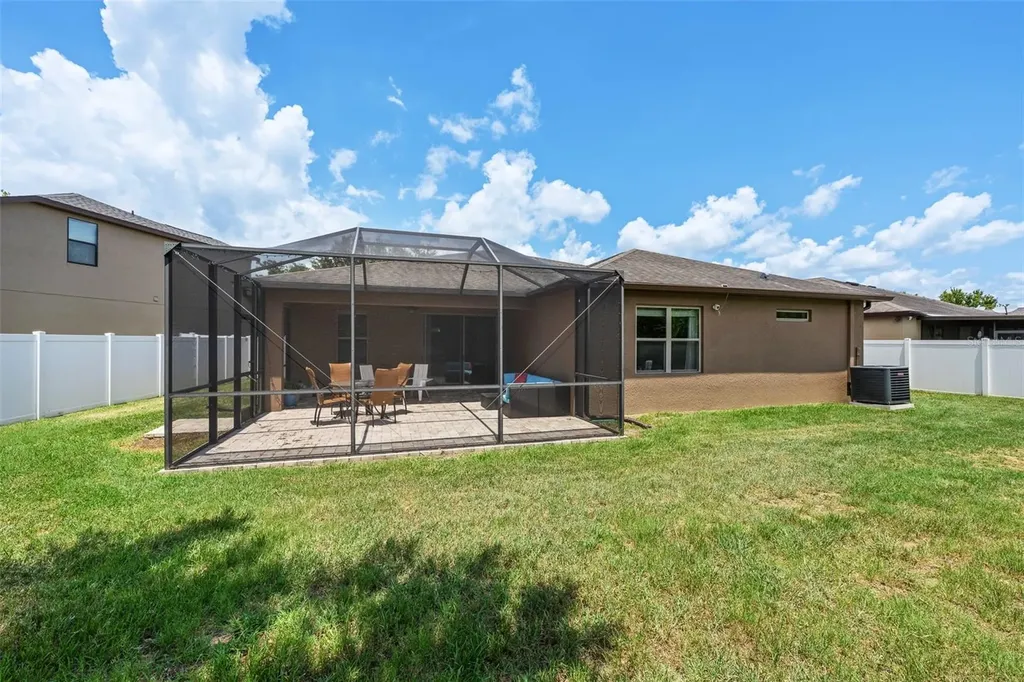 2212 Landside Drive Valrico FL 33594