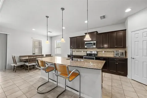 2212 Landside Drive Valrico FL 33594