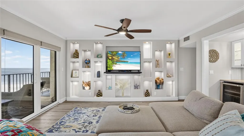 1480 Gulf Boulevard Clearwater Beach FL 33767