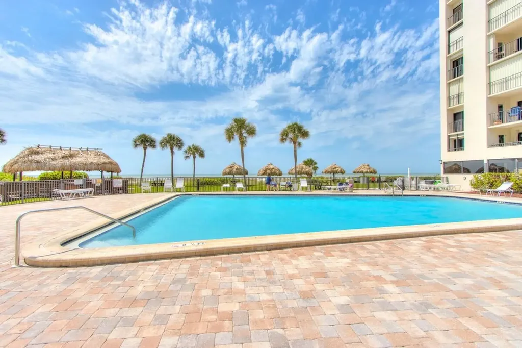 1480 Gulf Boulevard Clearwater Beach FL 33767