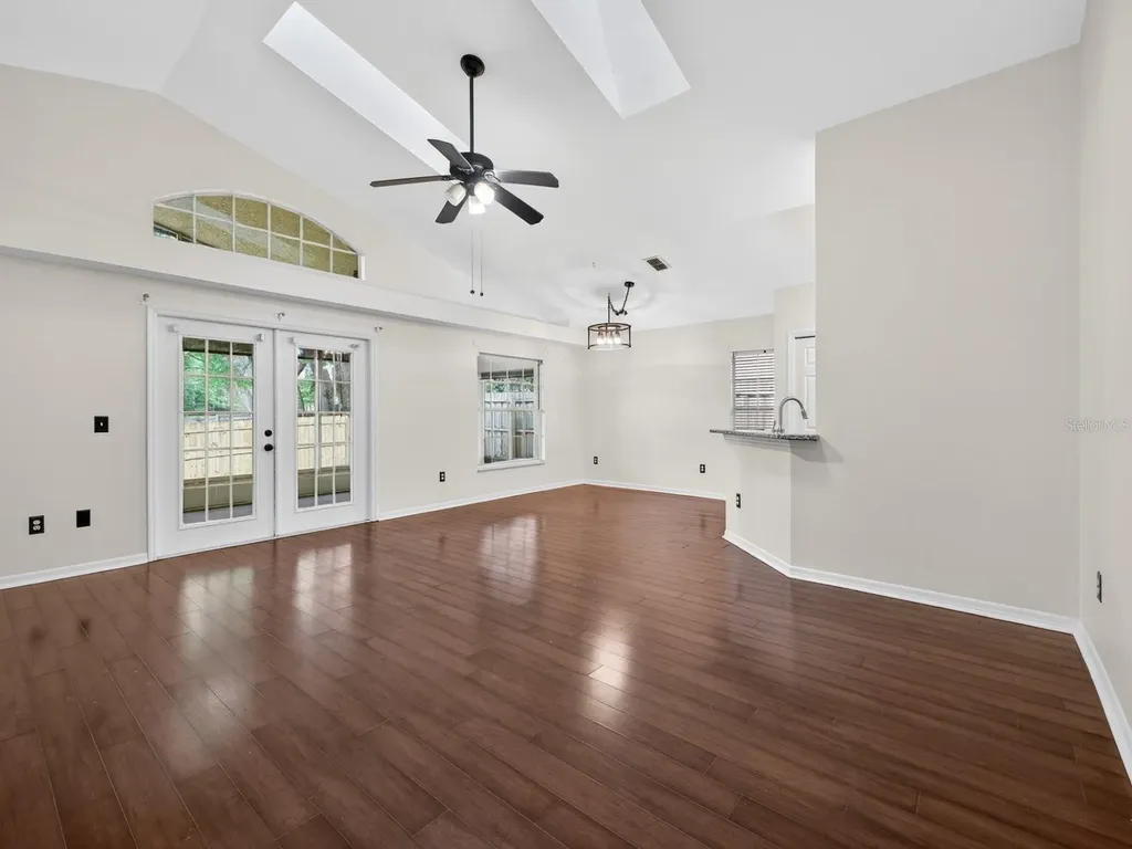 1008 Royal Oaks Drive Apopka FL 32703