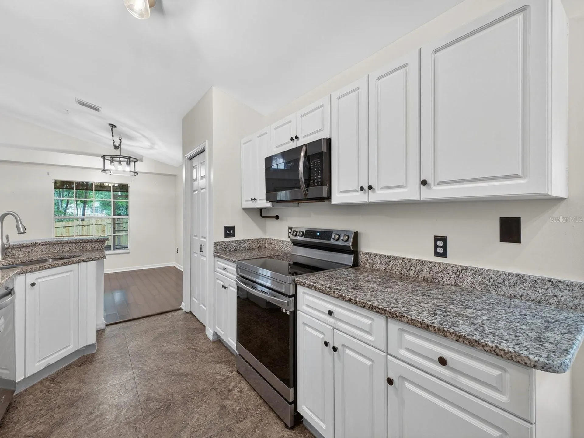 1008 Royal Oaks Drive Apopka FL 32703