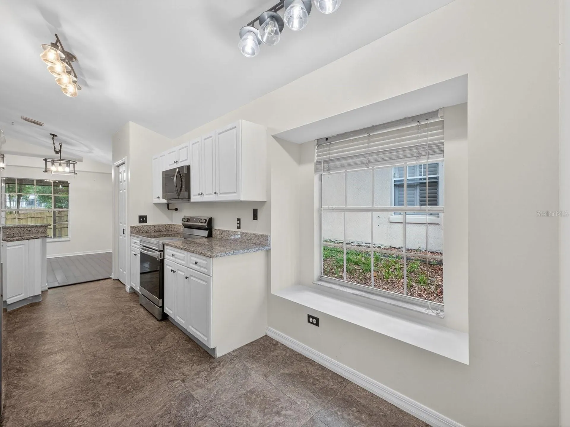 1008 Royal Oaks Drive Apopka FL 32703