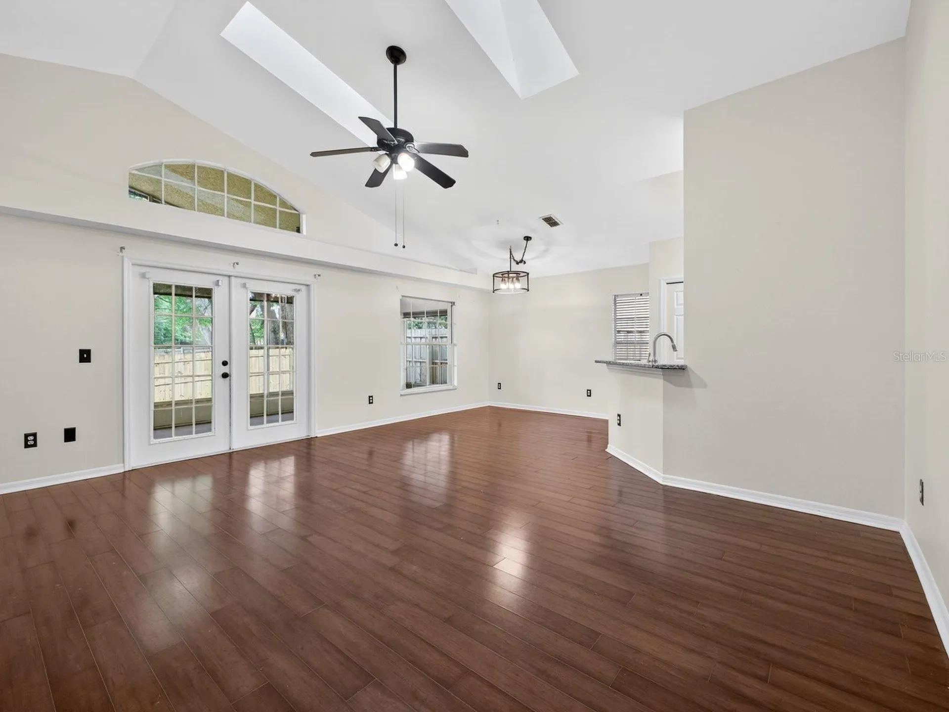 1008 Royal Oaks Drive Apopka FL 32703