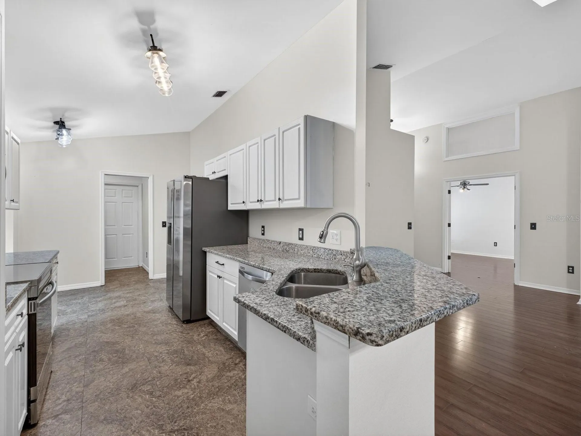 1008 Royal Oaks Drive Apopka FL 32703