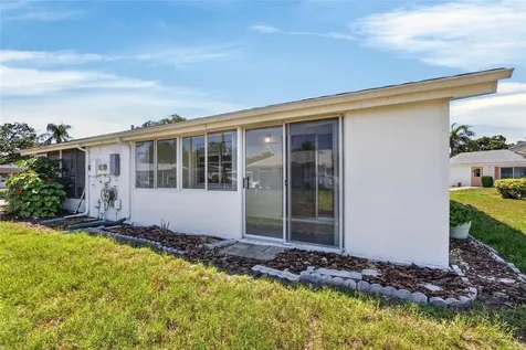 1902 Andover Street Sun City Center FL 33573