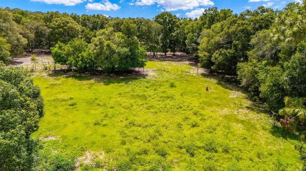 11768 N Gatlen Avenue Dunnellon FL 34433