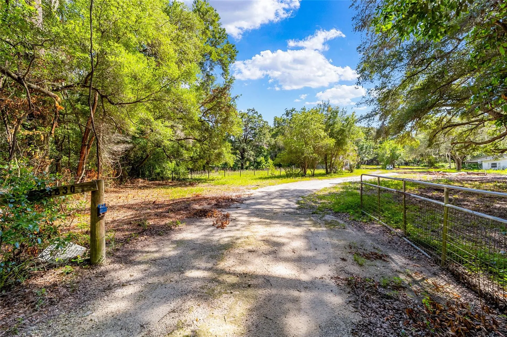 11768 N Gatlen Avenue Dunnellon FL 34433