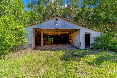 11768 N Gatlen Avenue Dunnellon FL 34433