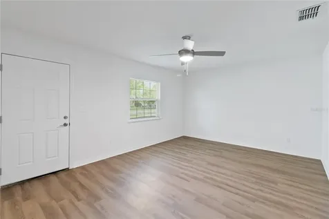 225 Montana Avenue St Cloud FL 34769