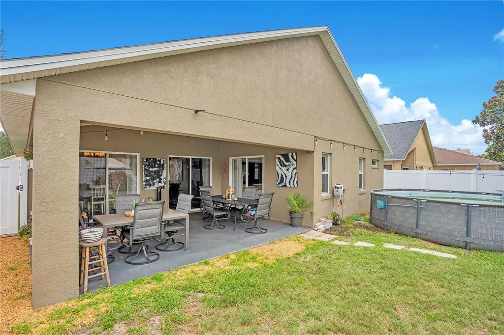 2704 Redwood Street Mulberry FL 33860