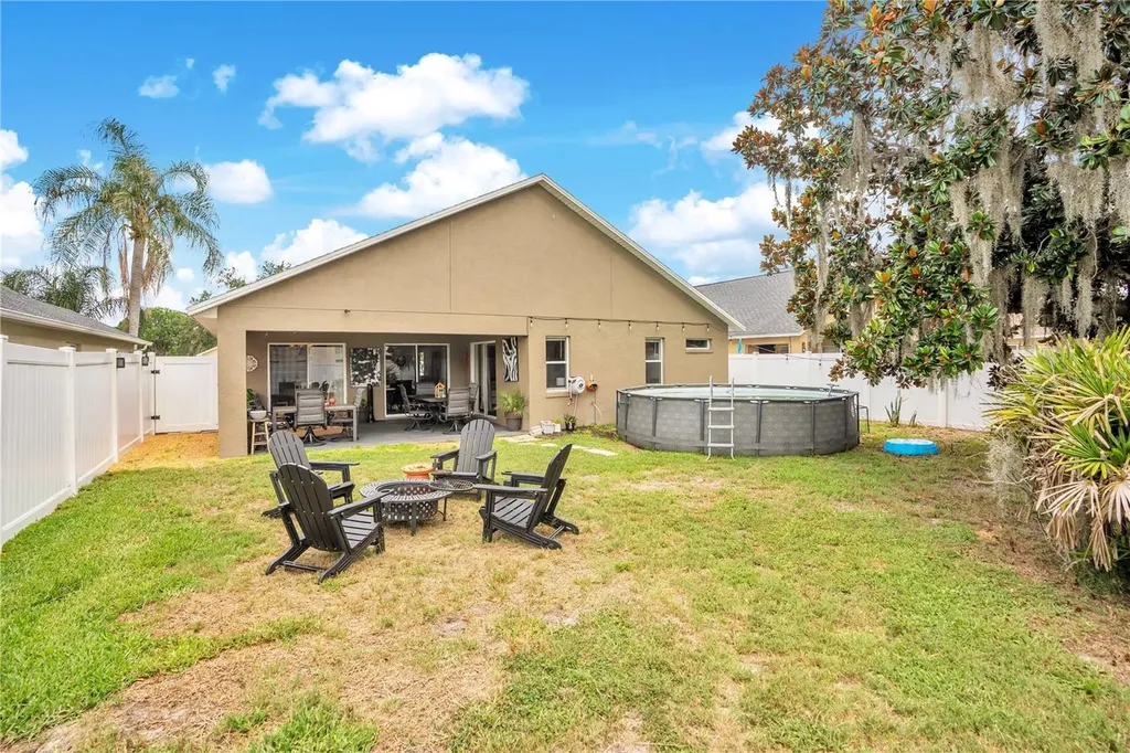 2704 Redwood Street Mulberry FL 33860