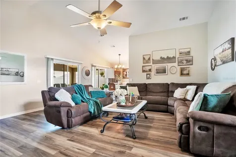 2704 Redwood Street Mulberry FL 33860