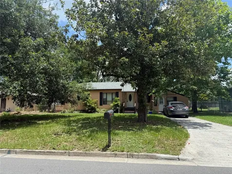 2429 S Elm Avenue Sanford FL 32771