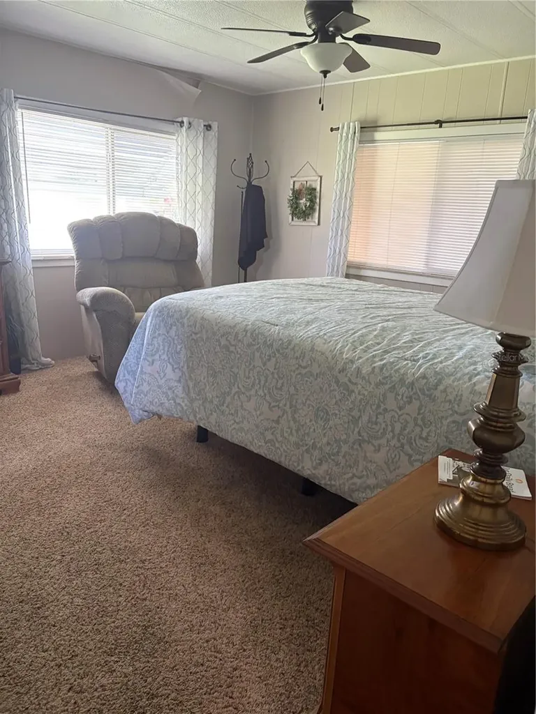 137 Jacaranda Drive Leesburg FL 34748