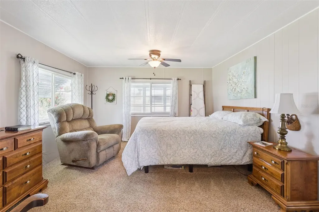 137 Jacaranda Drive Leesburg FL 34748