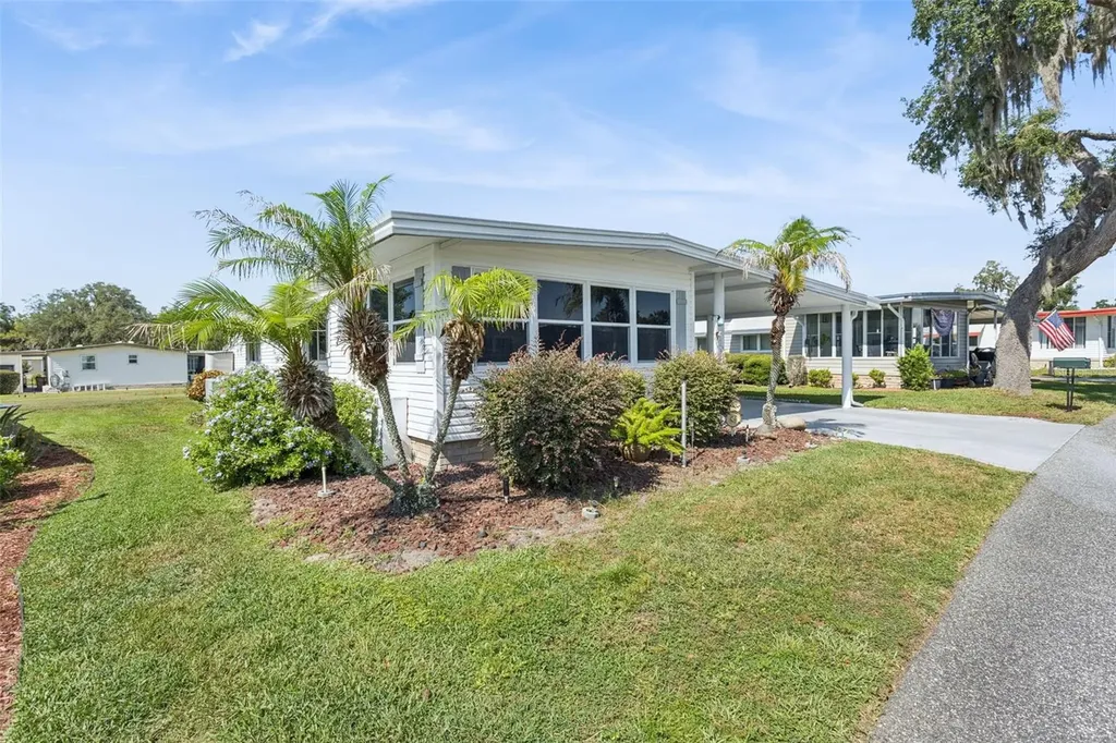 137 Jacaranda Drive Leesburg FL 34748