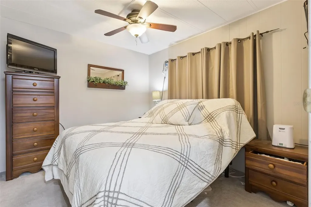 137 Jacaranda Drive Leesburg FL 34748