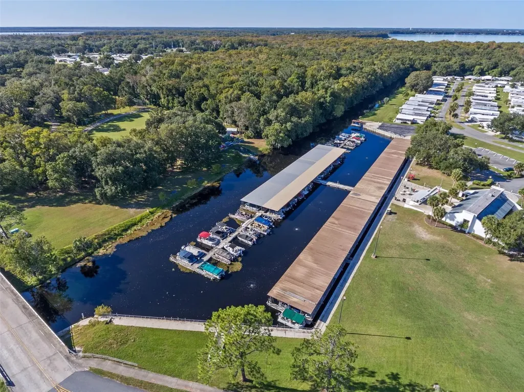 137 Jacaranda Drive Leesburg FL 34748