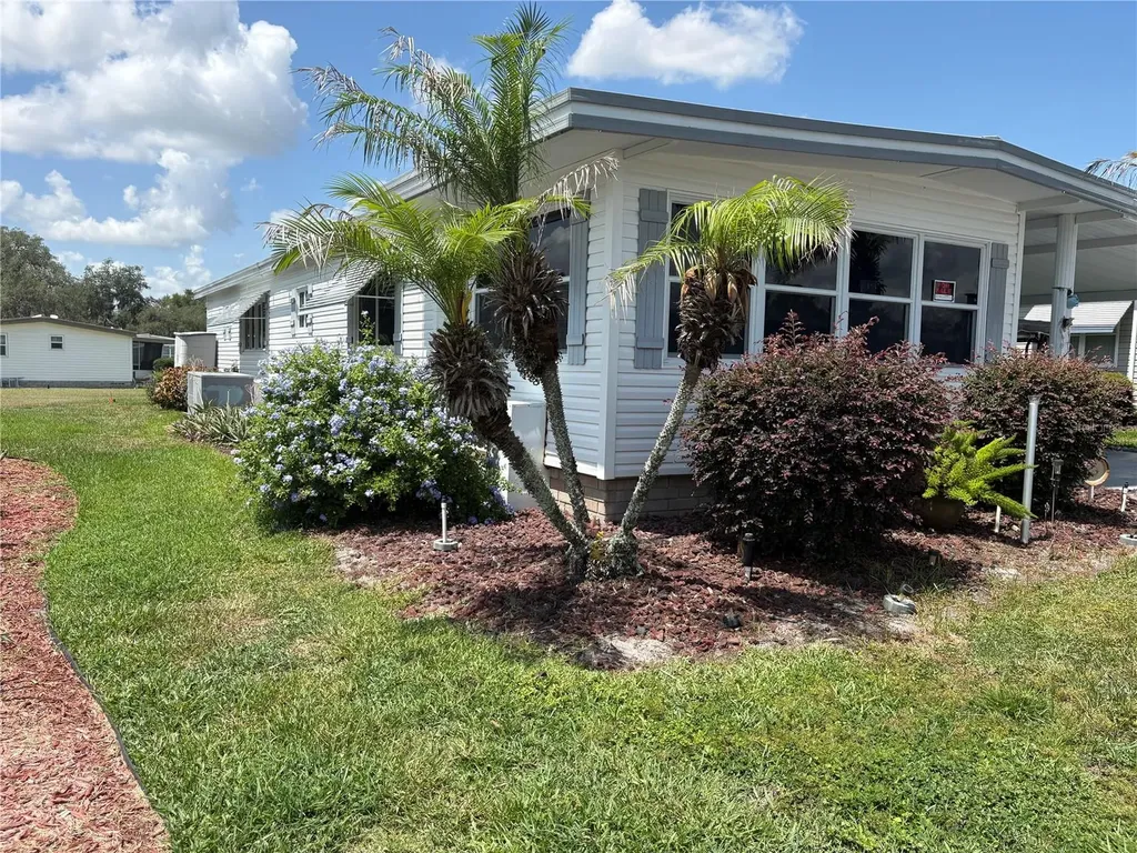 137 Jacaranda Drive Leesburg FL 34748