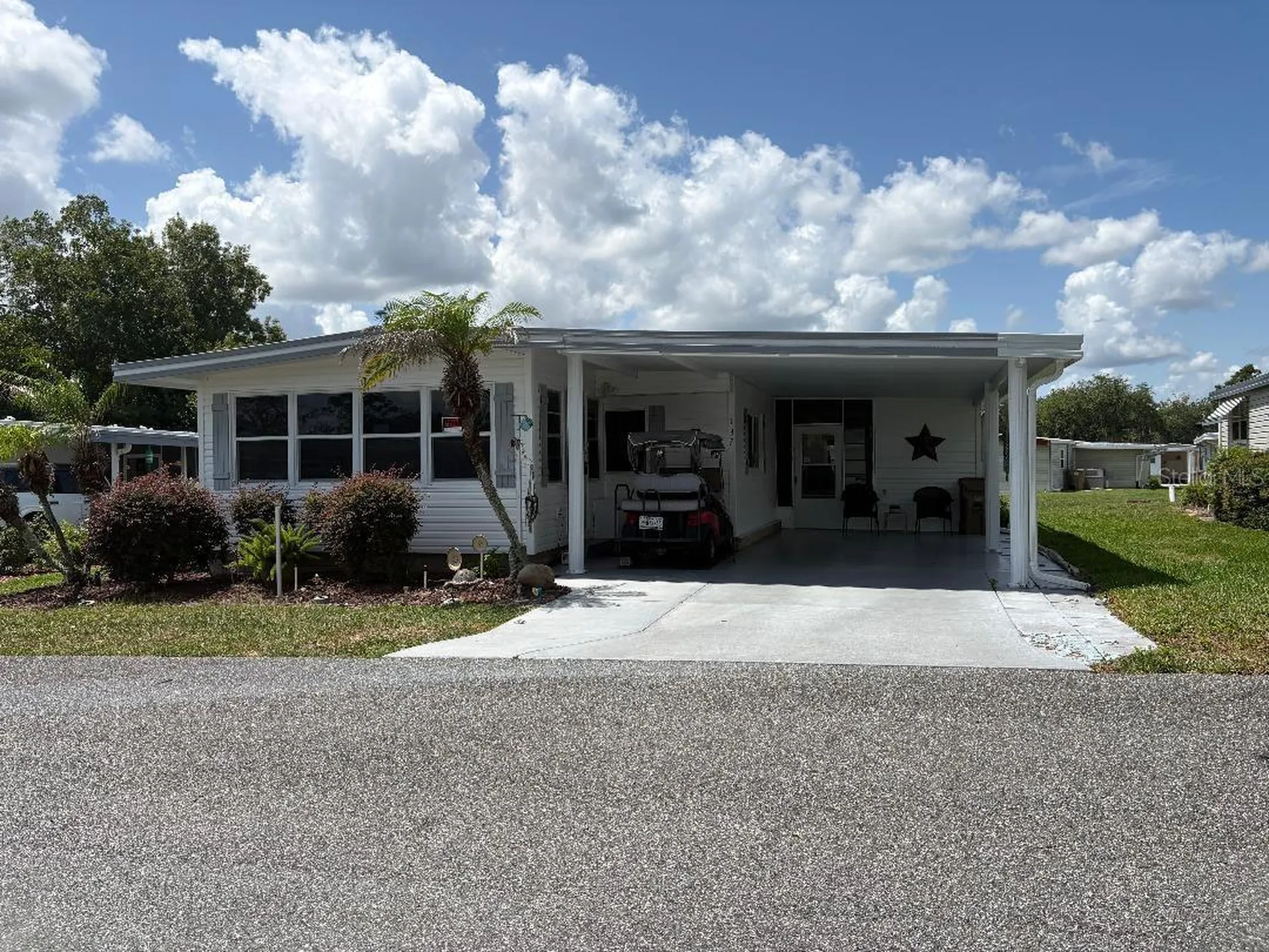 137 Jacaranda Drive Leesburg FL 34748