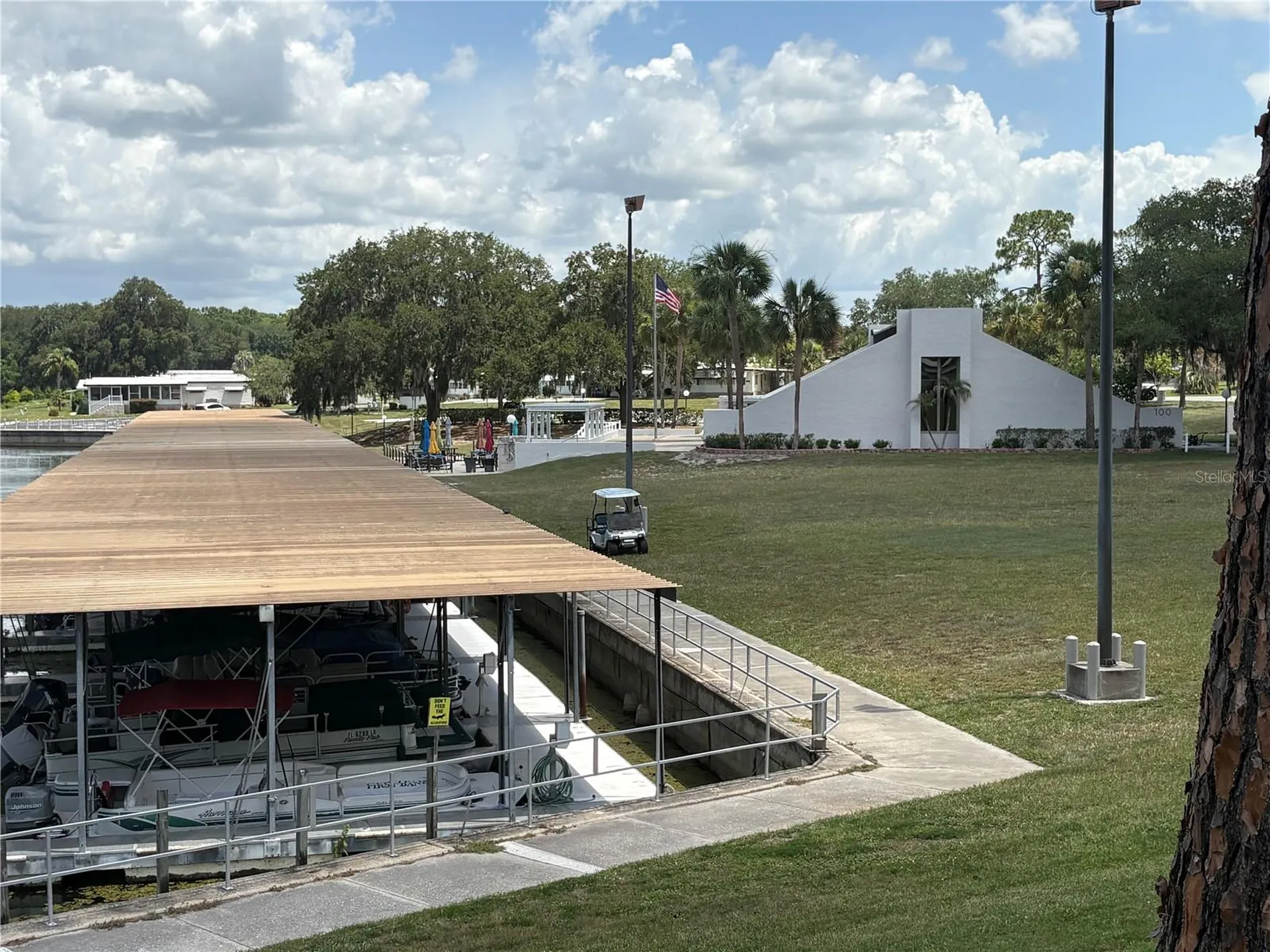 137 Jacaranda Drive Leesburg FL 34748