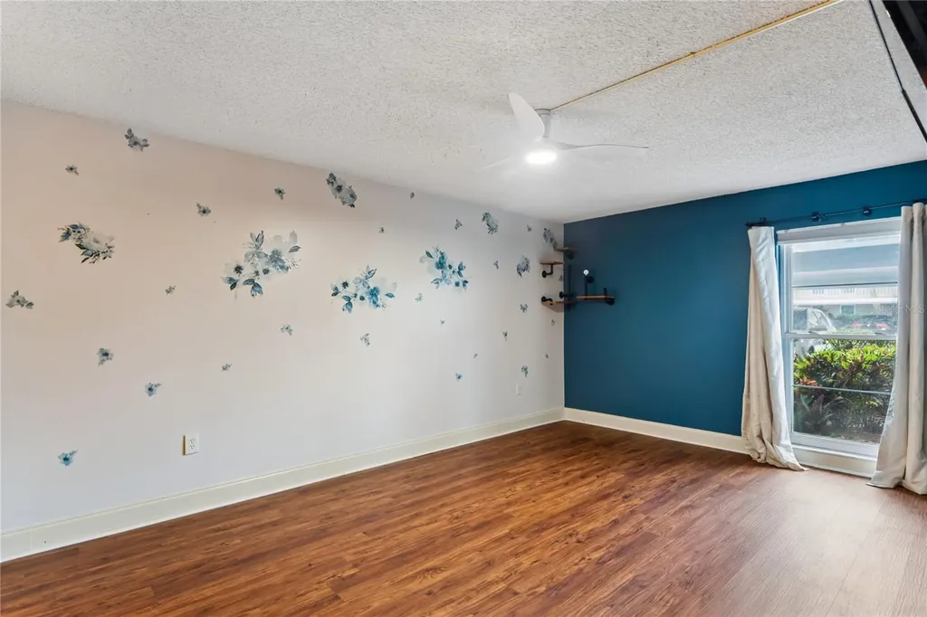 225 Country Club Drive Largo FL 33771