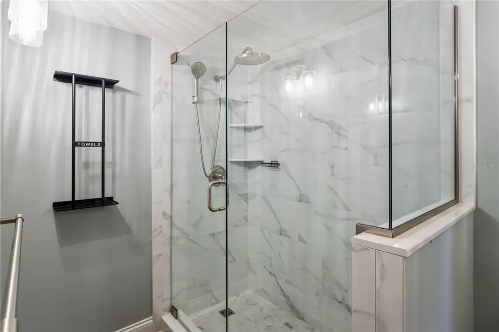 225 Country Club Drive Largo FL 33771