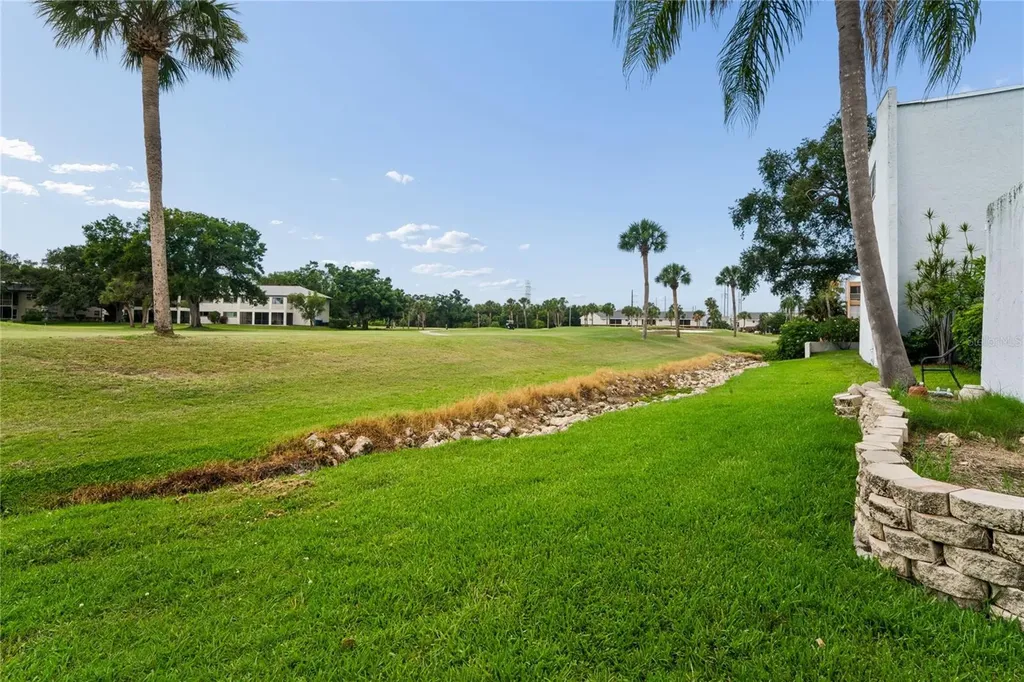 225 Country Club Drive Largo FL 33771