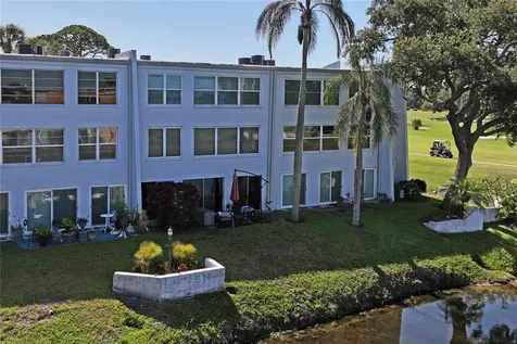 225 Country Club Drive Largo FL 33771