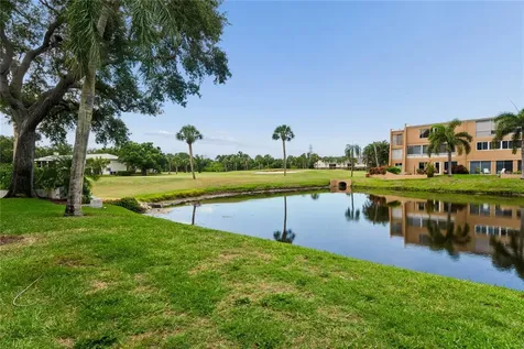 225 Country Club Drive Largo FL 33771