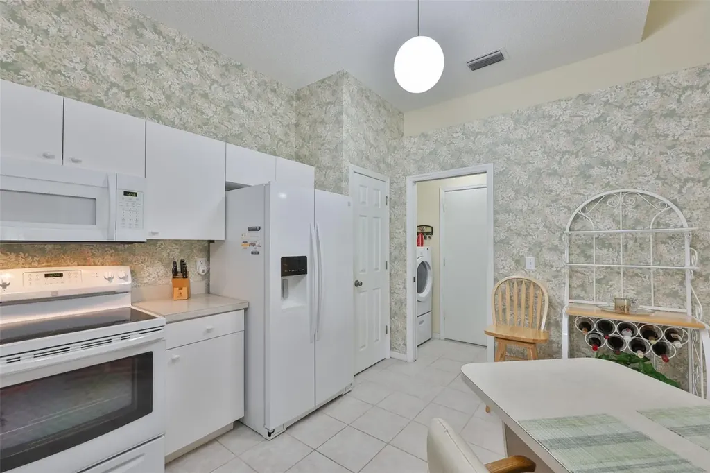 2429 New Haven Circle Sun City Center FL 33573