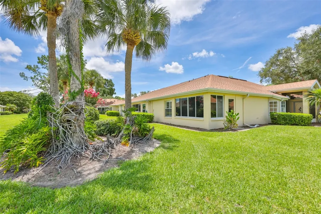 2429 New Haven Circle Sun City Center FL 33573