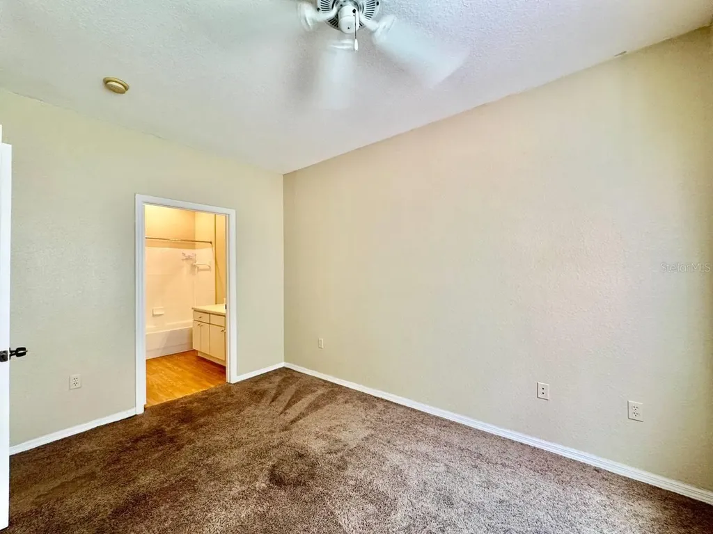 10440 White Lake Court Tampa FL 33626