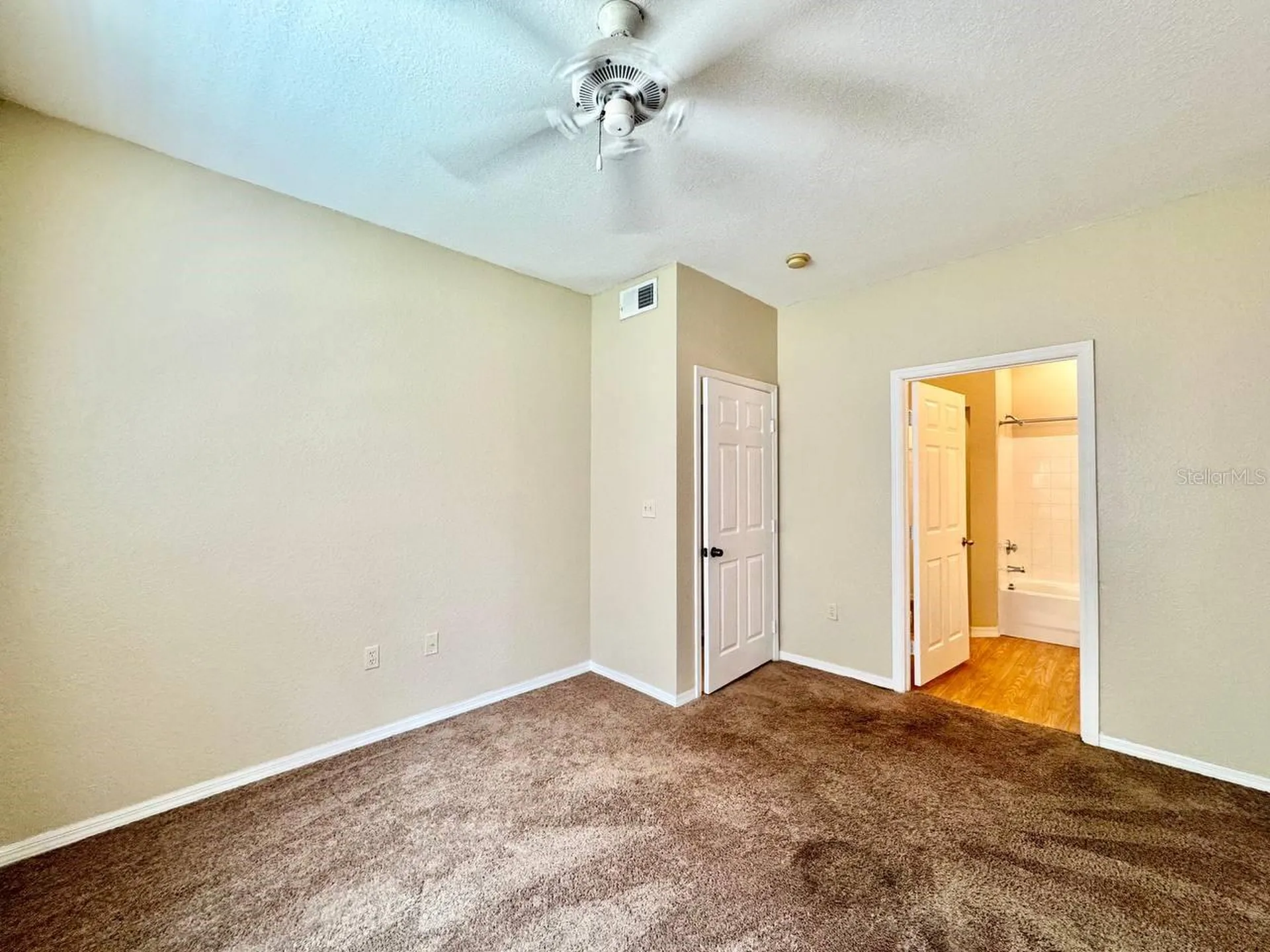10440 White Lake Court Tampa FL 33626