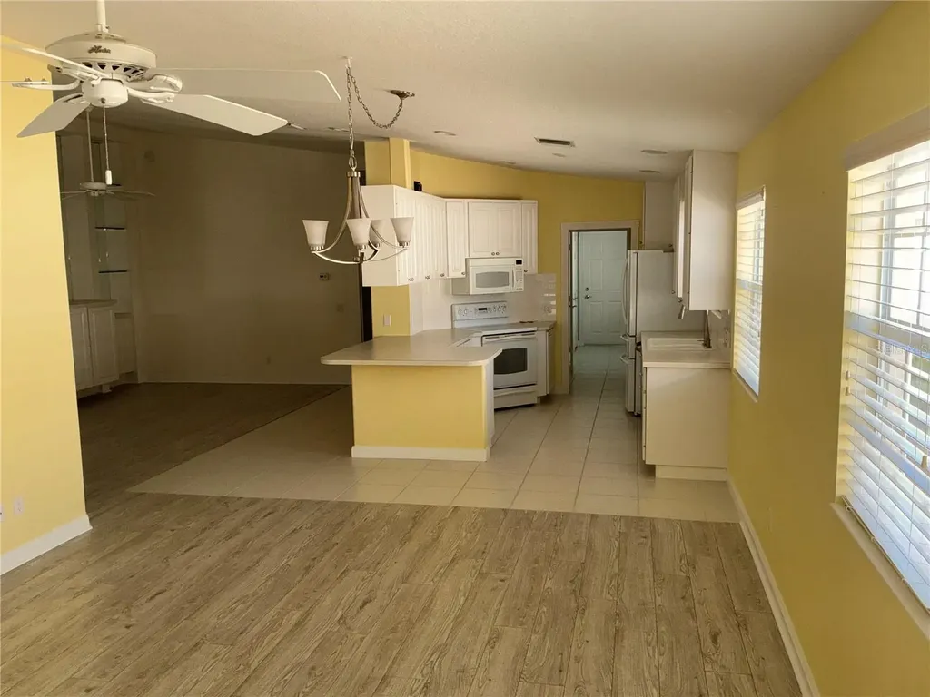 8004 Camminare Drive Sarasota FL 34238