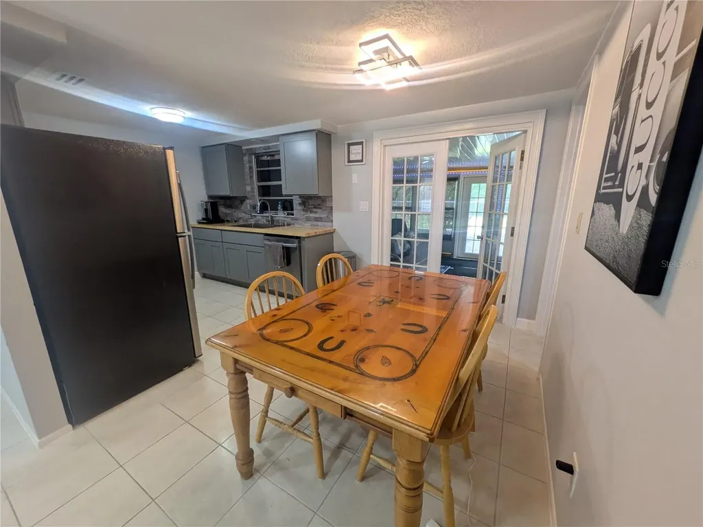 6212 18th Street Zephyrhills FL 33542