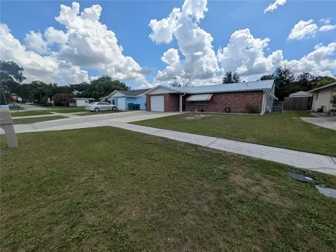 6212 18th Street Zephyrhills FL 33542