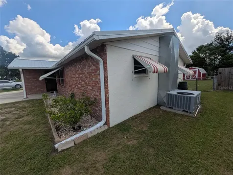 6212 18th Street Zephyrhills FL 33542