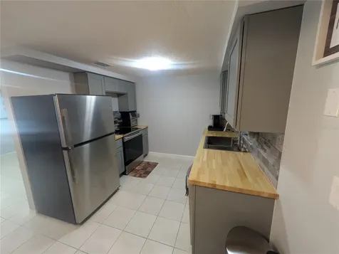 6212 18th Street Zephyrhills FL 33542