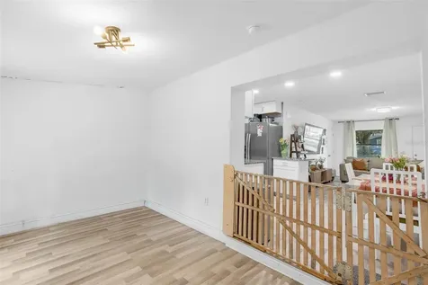 425 S Candler Avenue Orlando FL 32835